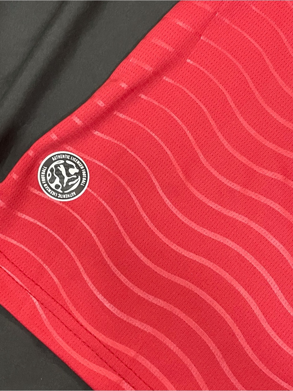 Puma Portugal #7 Red Soccer Jersey - Picture 6 of 7